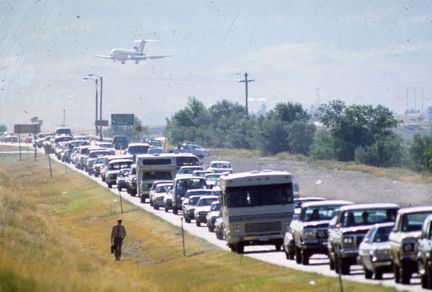 Traffic at 1988 Big Sky International Airshow